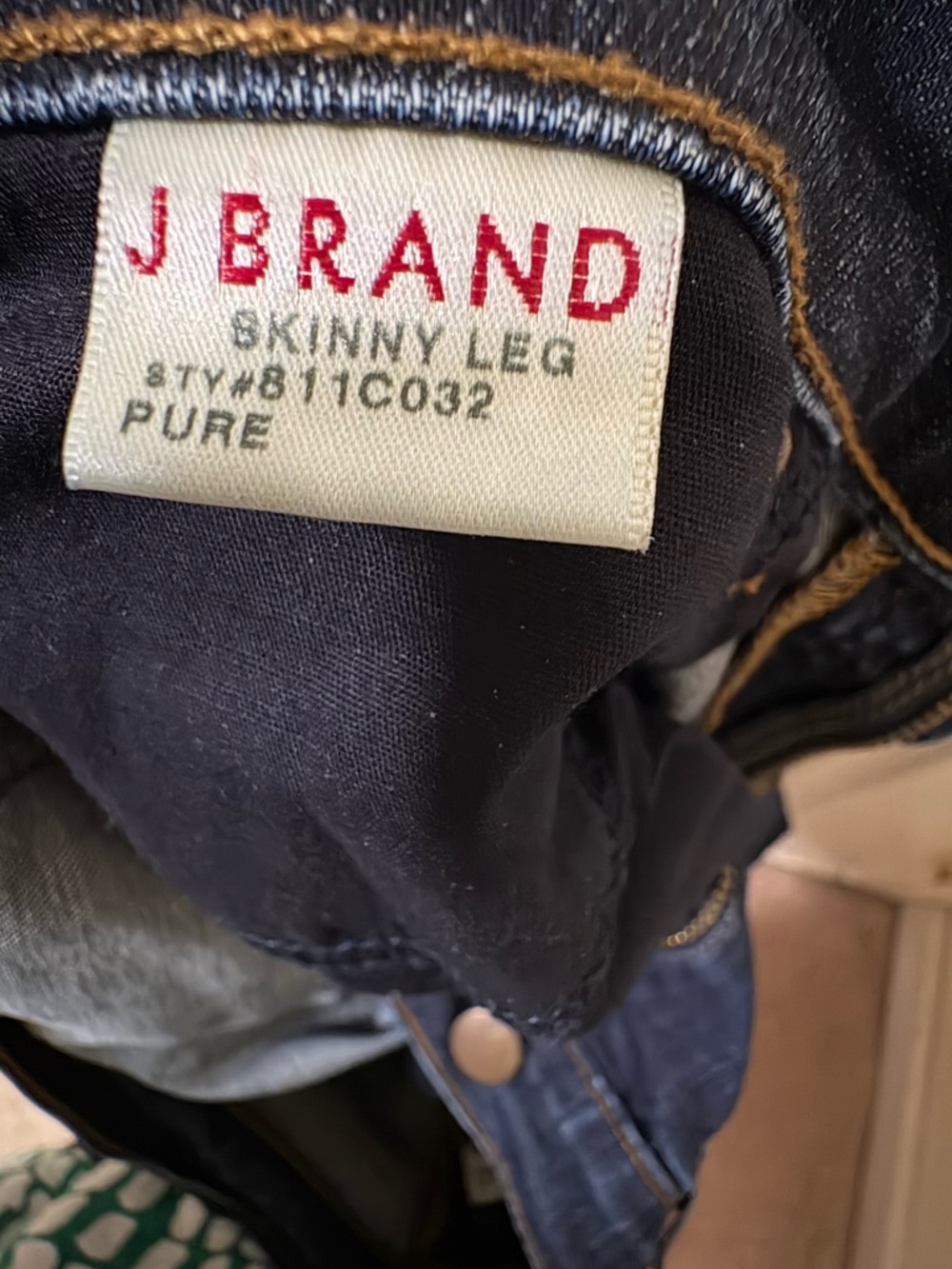 J Brand "Pure" Skinny Leg Jeans in Dark Wash Blue  | Size 29 - Picture 4 of 9